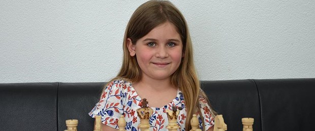 avusturya satranç.jpg