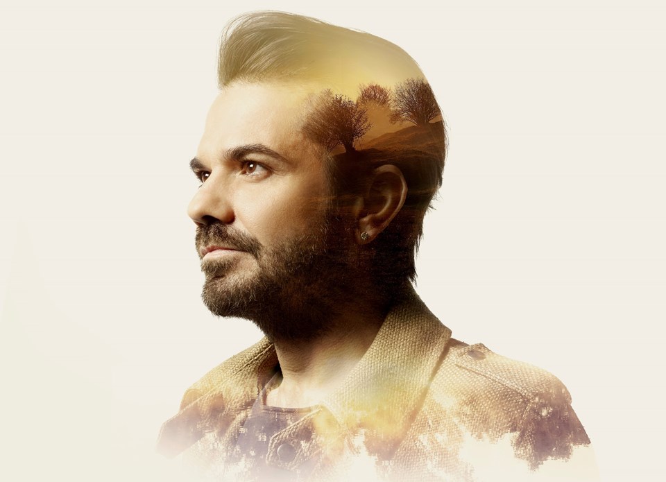 Kenan Doğulu “İhtimaller” adını verdiği albümde hit olmuş şarkılarının caz yorumlarına yer veriyor.