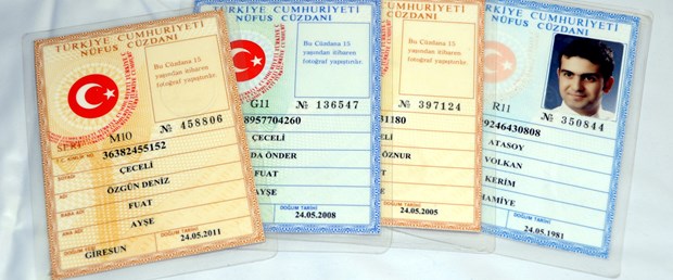 Üçüz değiller ama aynı tarihte doğdular