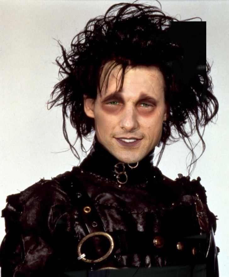 Tom Cruise - Edward (Makas Eller)