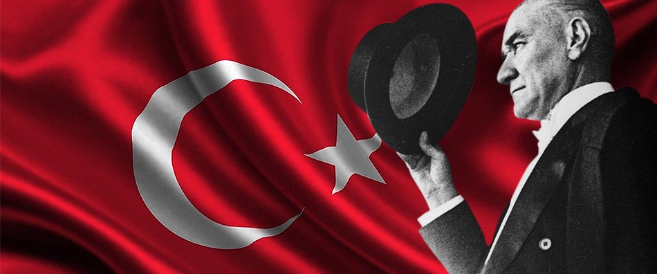 Türkiye Cumhuriyeti, 94'üncü yaşını kutluyor....