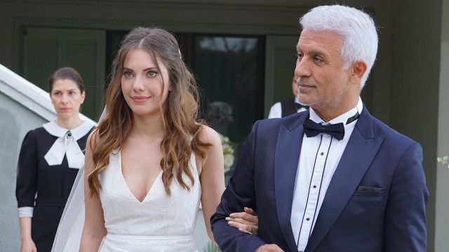 "İTHAMLAR BENİ VE AİLEMİ ÇOK ÜZDÜ"