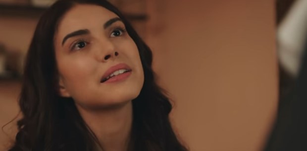 Star TV ekranlarında yayınlanan Fazilet Hanım...