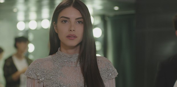 Star TV ekranlarında yayınlanan Fazilet Hanım...