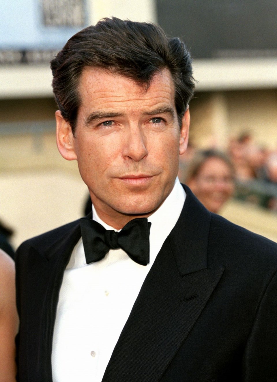 2001: PIERCE BROSNAN