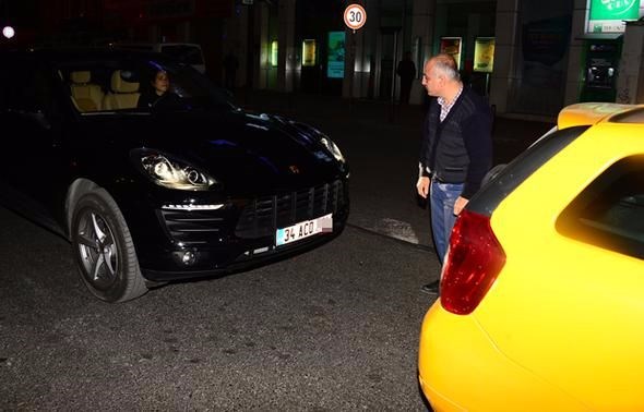 Zehra Çilingiroğlu, Porsche, taksi, kaza