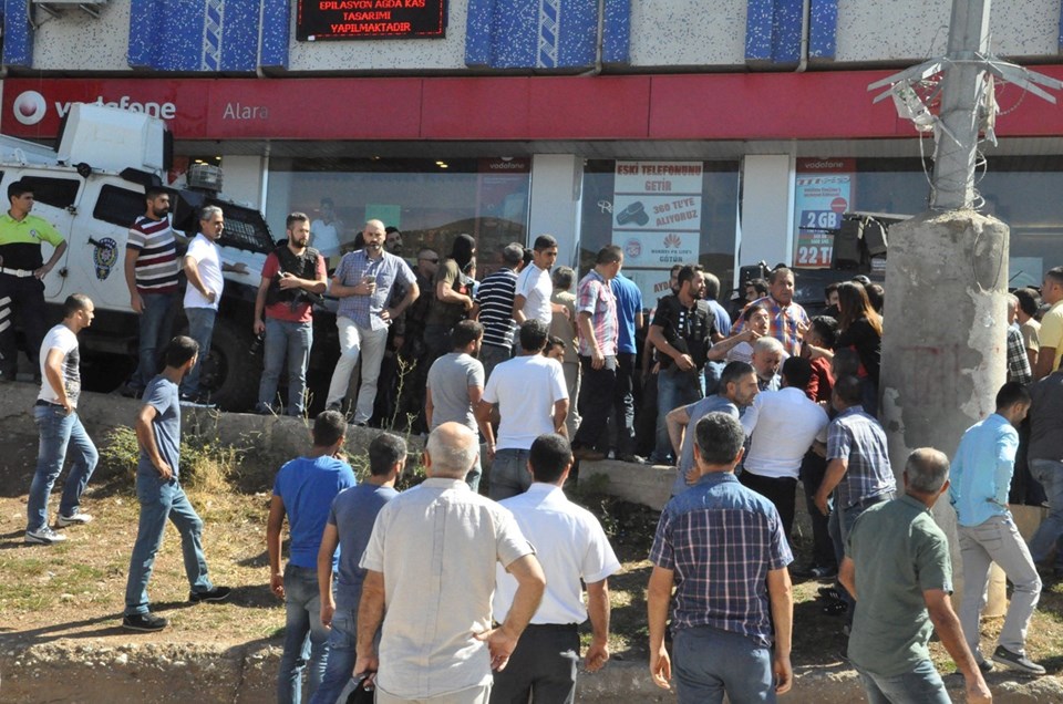 Tunceli'de polis aracı yaşlı kadına çarptı: 1 ölü - 1