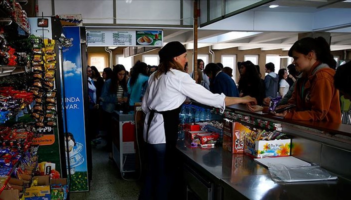 Okullarda kantin fiyatları cep yakıyor Okullarda kantin fiyatları cep yakıyor