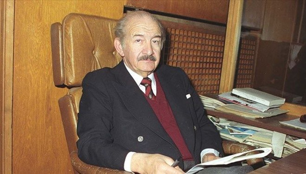 Türk tiyatrosunun öncü ismi Haldun Taner vefat yıl dönümünde anılıyor