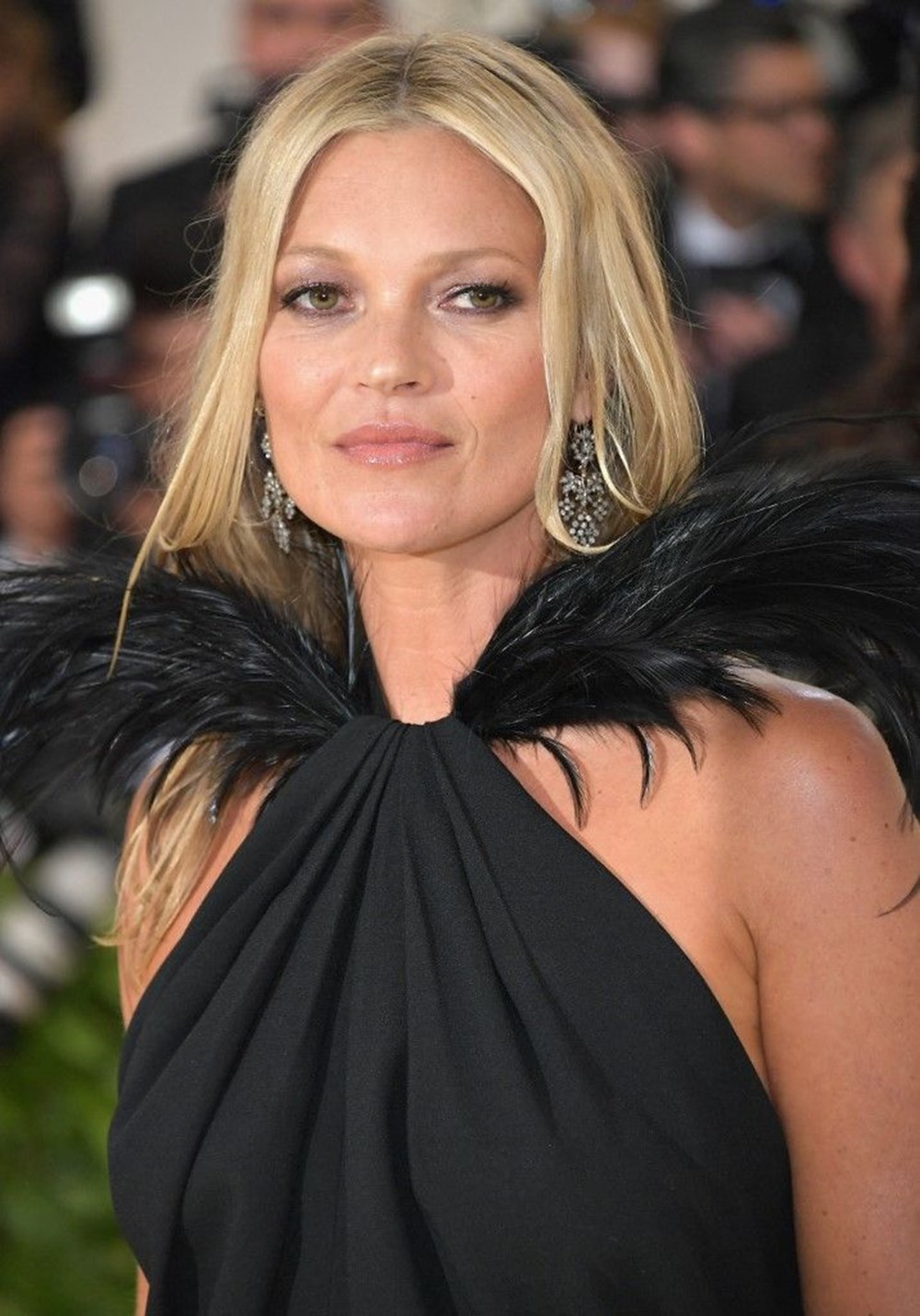 Kate Moss uyku anını gösteren NFT'sini açık artırmada 17 bin dolara sattı - 4