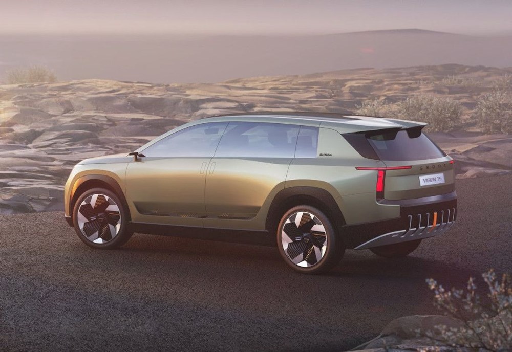 Skoda'dan yeni logo ve yeni elektrikli model: Vision 7S tanıtıldı - 16