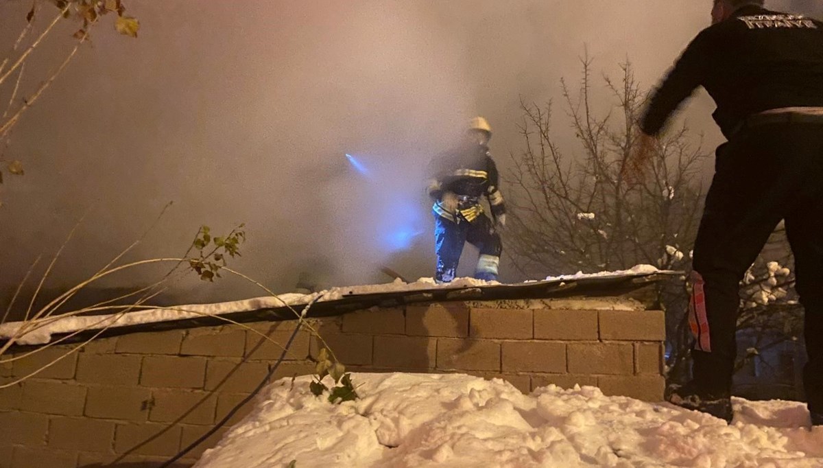 Erzincan'da ev yangını Erzincan'da ev yangını