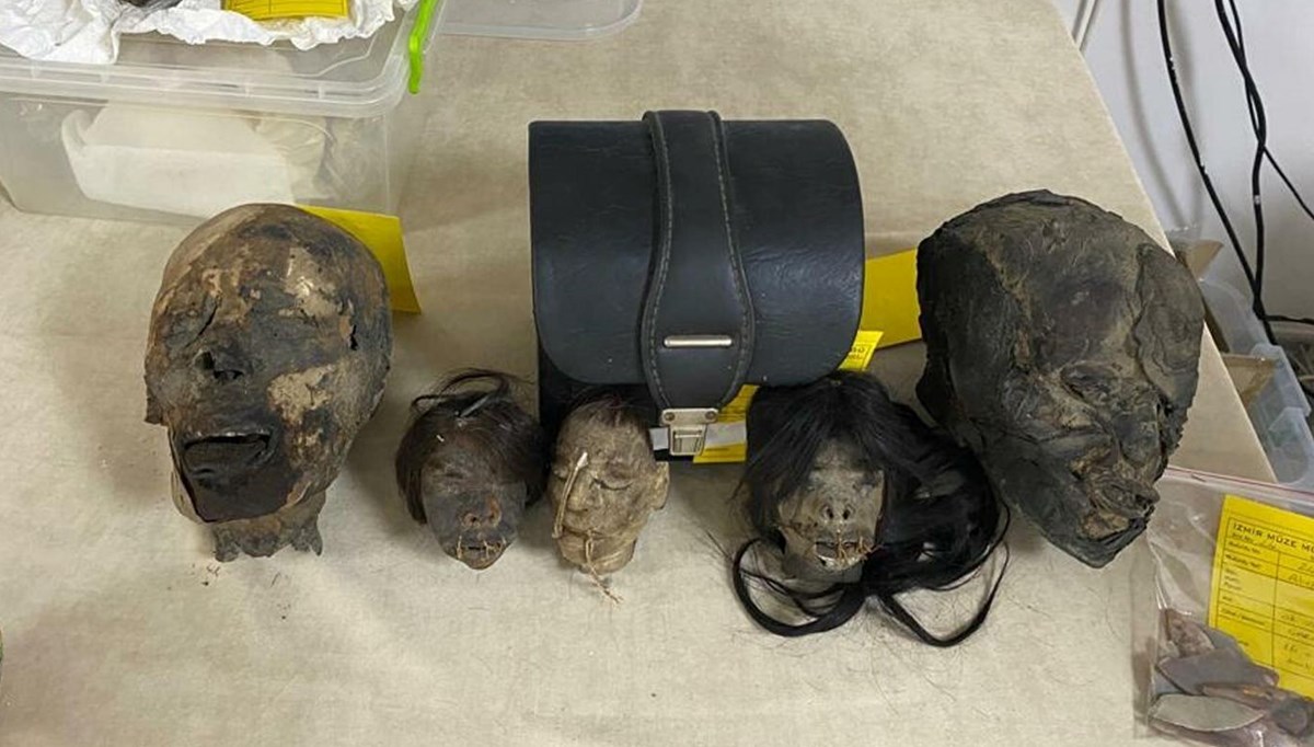İzmir'de 365 tarihi eser operasyonu: Özel işlemden geçirilmiş insan başları ele geçirildi