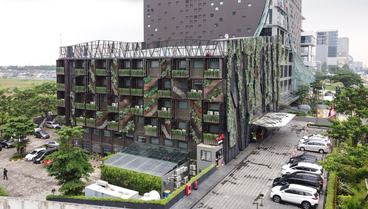 Endonezya'da konteyner oteli: Beton kullanılmadı