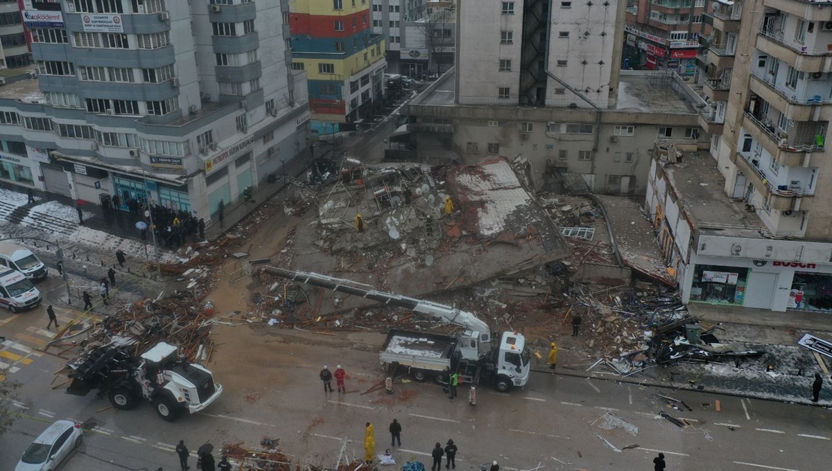 Adalet Bakanı Yılmaz Tunç: Deprem soruşturmalarında 2 bin 825 şüpheliye işlem yapıldı