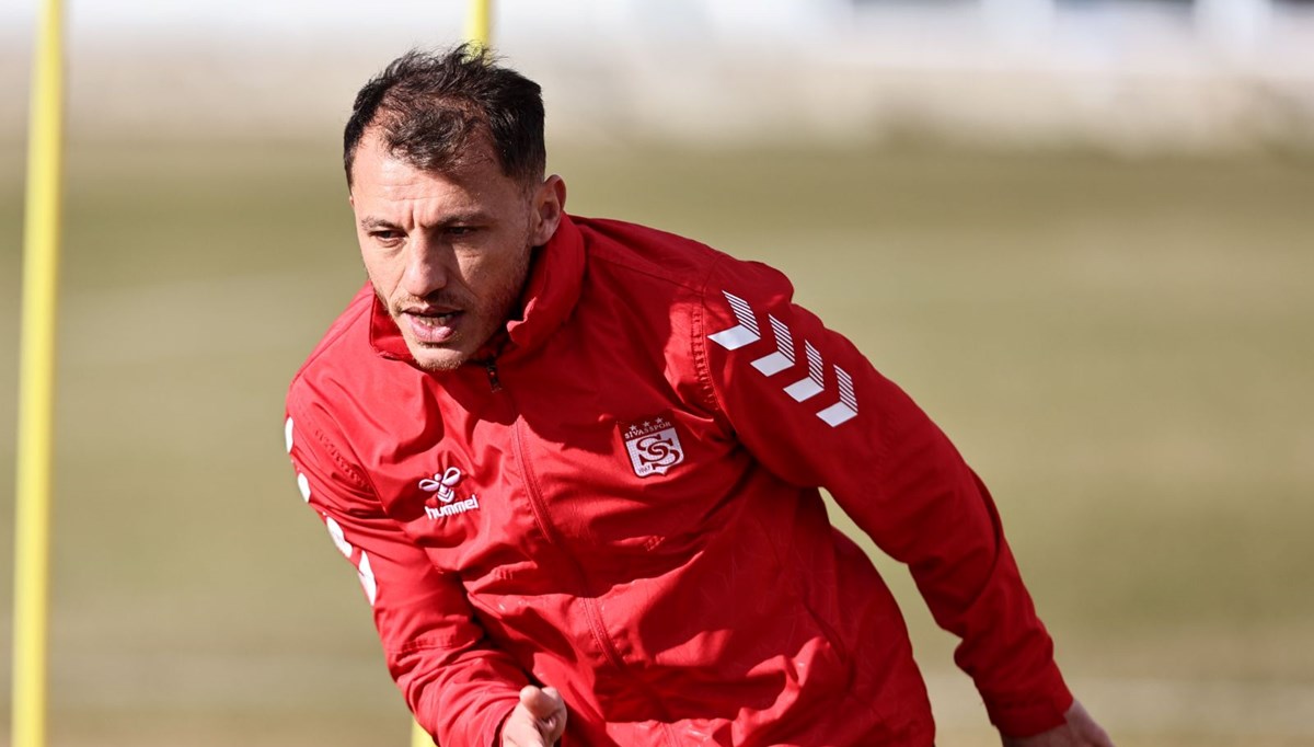 Ziya Erdal'dan 17 yıl sonra Sivasspor'a veda