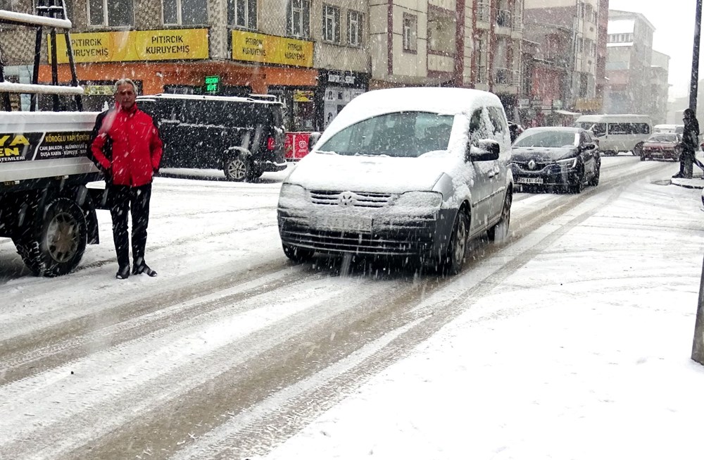 Meteorolojiden art arda uyarılar: Kuvvetli sağanak, yoğun kar ve fırtınaya dikkat! - 3