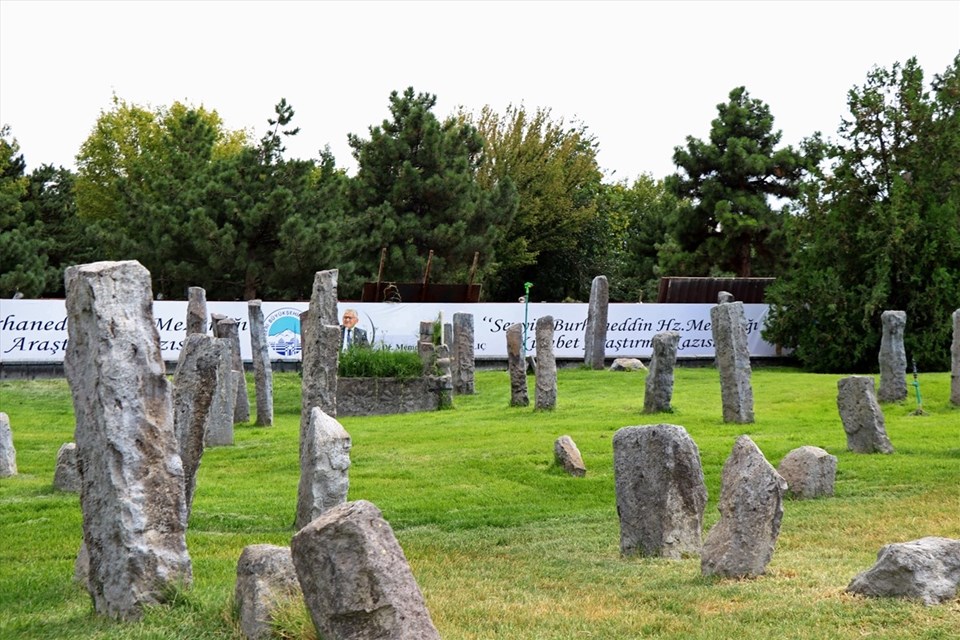 Kayseri'de tarihi mezarlıkta Selçuklu dönemine ait olduğu değerlendirilen mezar odası bulundu - 1