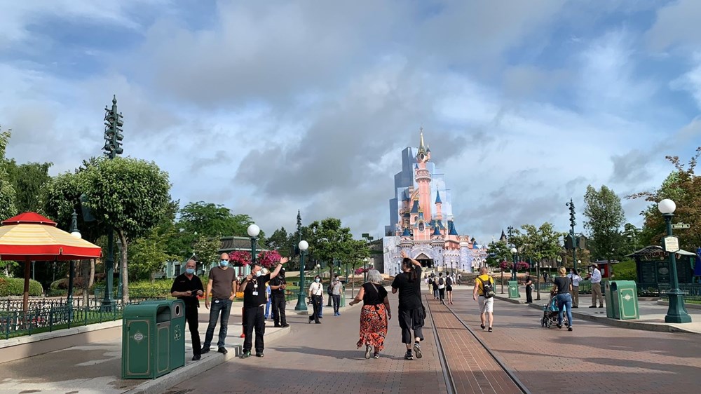 Disneyland Paris reopened after 7.5 months - 9
