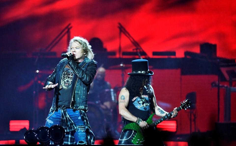 Guns N'Roses'ın solisti Axl Rose'a cinsel taciz ve saldırı suçlaması - 1