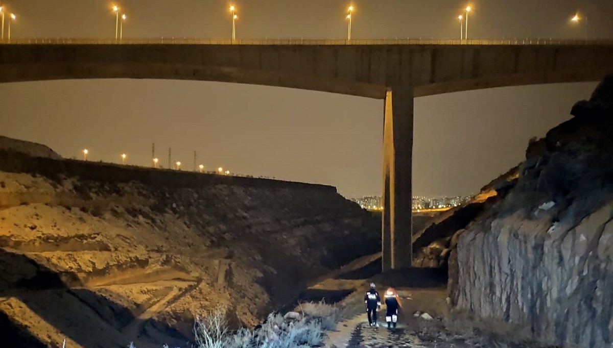 Kayalıklarda şüpheli ölüm: Kadının kimliği belli oldu