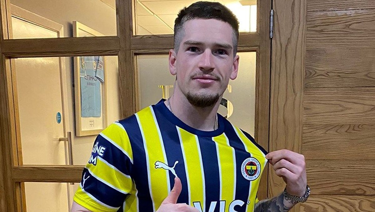 Fenerbahçe'nin yeni transferi Ryan Kent, İstanbul'a geldi