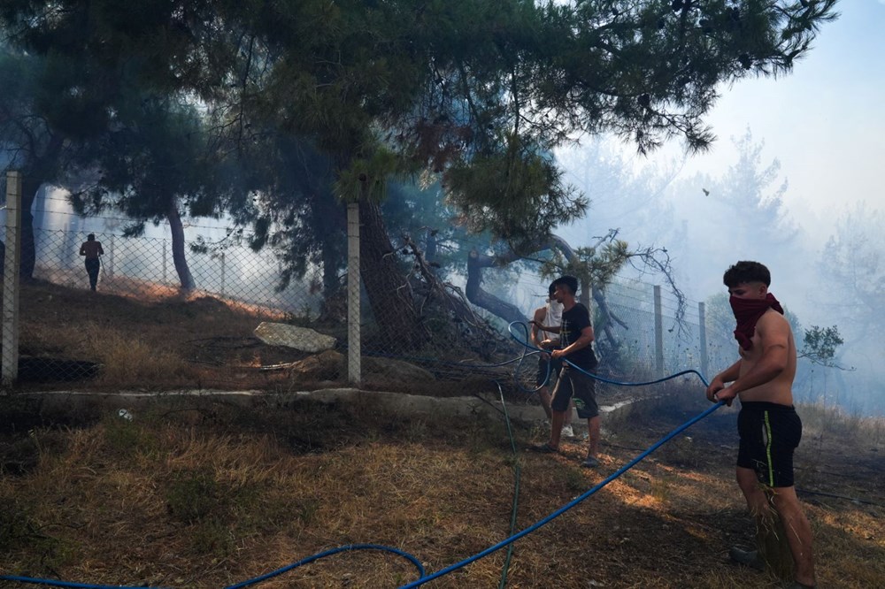 Türkiye alevlerle mücadele ediyor: 3 ilde orman yangını, ekiplerin müdahalesi sürüyor - 2