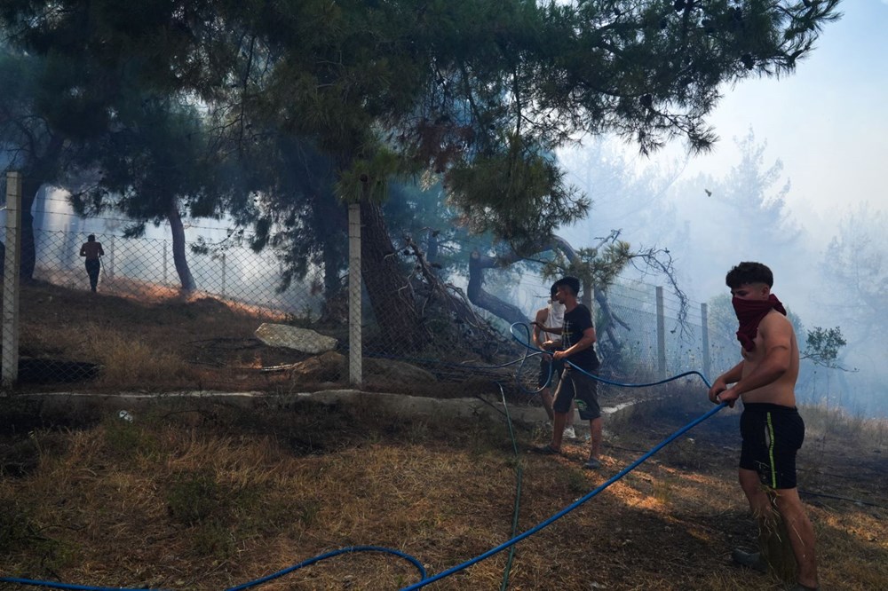 İzmir'in Selçuk ve Menderes ilçelerinde yangın: Ekiplerin müdahalesi sürüyor - 6