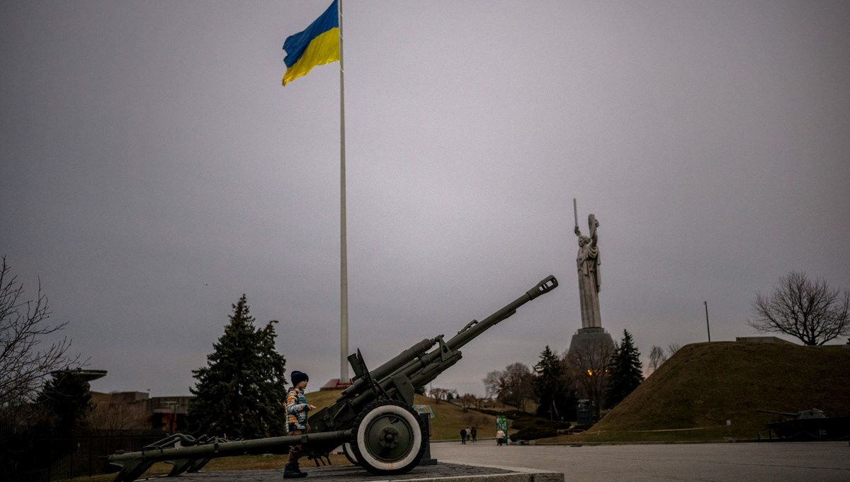 SON DAKİKA: Ukrayna'da OHAL ilan edildi