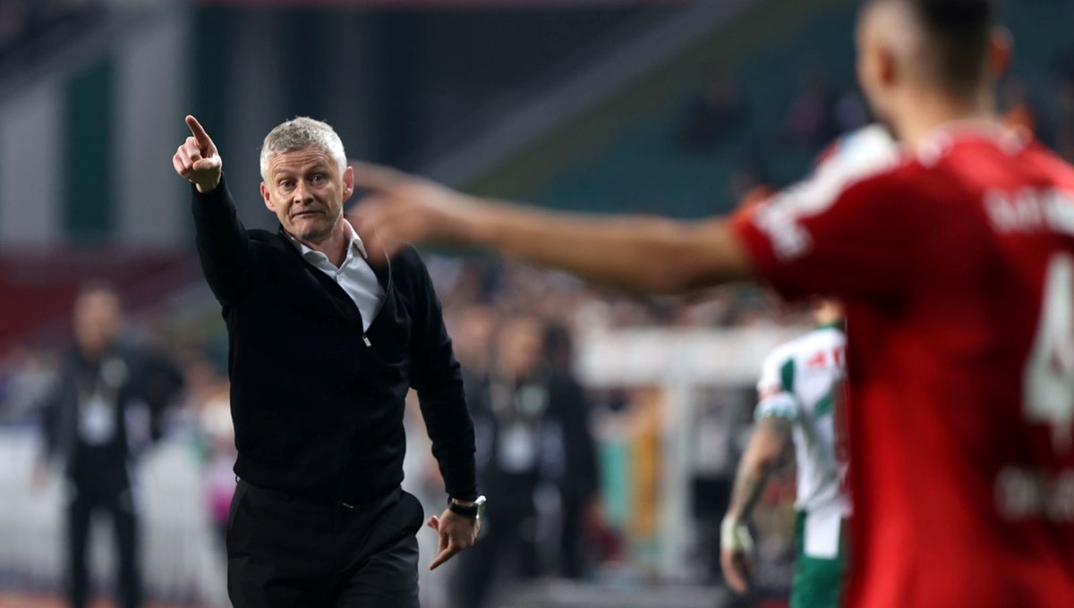 Beşiktaş'tan kadro dışı iddialarına açıklama Beşiktaş'tan kadro dışı iddialarına açıklama