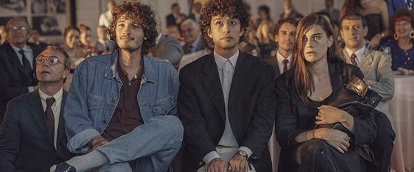 Büyülü Geceler / Notti Magiche fragmanı