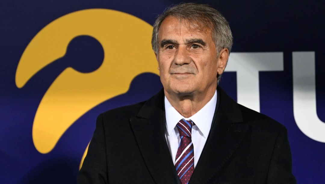 Şenol Güneş: Heykel taştan yapılır ama taşın fazlalıkları atılır