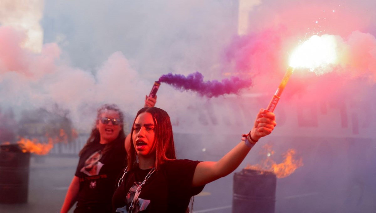 İsrailli rehine aileleri Tel Aviv'de yolları kapattı: İsrailli rehine aileleri Tel Aviv'de yolları kapattı: