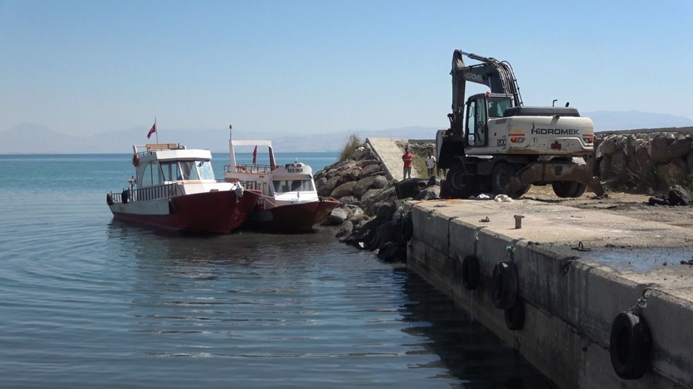 Van Gölü'nde kuraklık: Teknelere iş makineleri yol açtı - 4