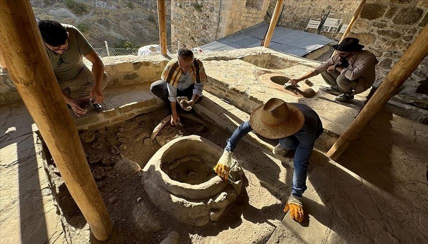 Harput Kalesi'nde 1000 yıllık 