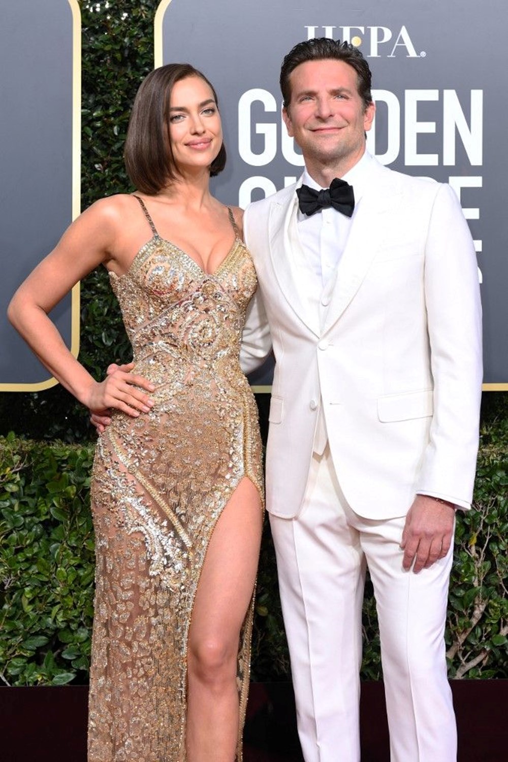 Bradley Cooper sevgilisi Gigi Hadid ile annesini tanıştırdı - 5