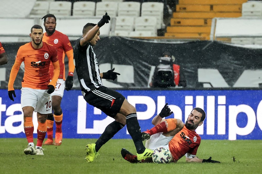 Beşiktaş won the first derby of the year - 17