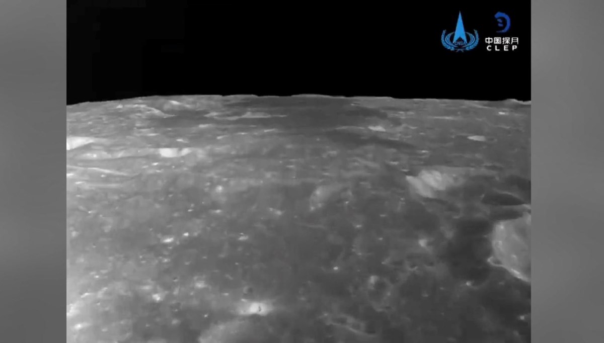 Çin'in uzay aracı Ay'ın karanlık yüzüne indi