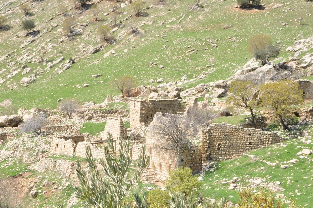 Şırnak'ta bin 700 yıllık manastır keşfedildi - 5
