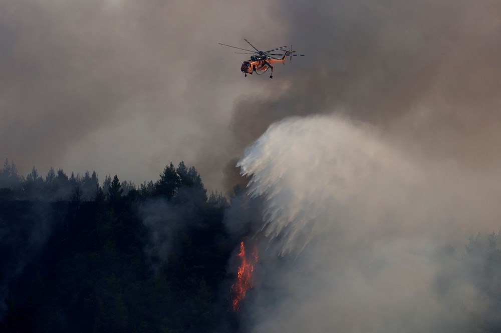 Yunanistan’da yangın felaketinin boyutları ortaya çıktı: 586 yangında 3 kişi öldü, 93 bin 700 hektardan fazla alan yandı - 25