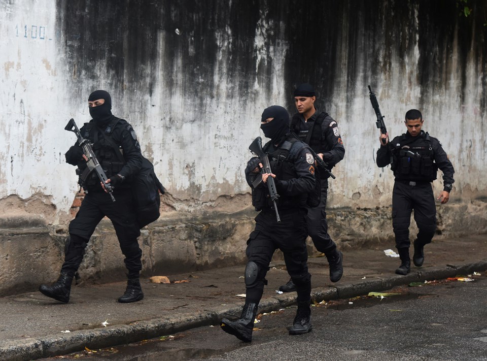 Brezilya'da uyuşturucu çetelerine operasyon: 6 ölü, 4 yaralı - 2
