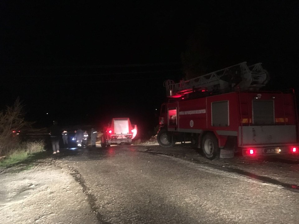 Muğla’da araç denize sürüklendi: 1 ölü, 1 kayıp - 2