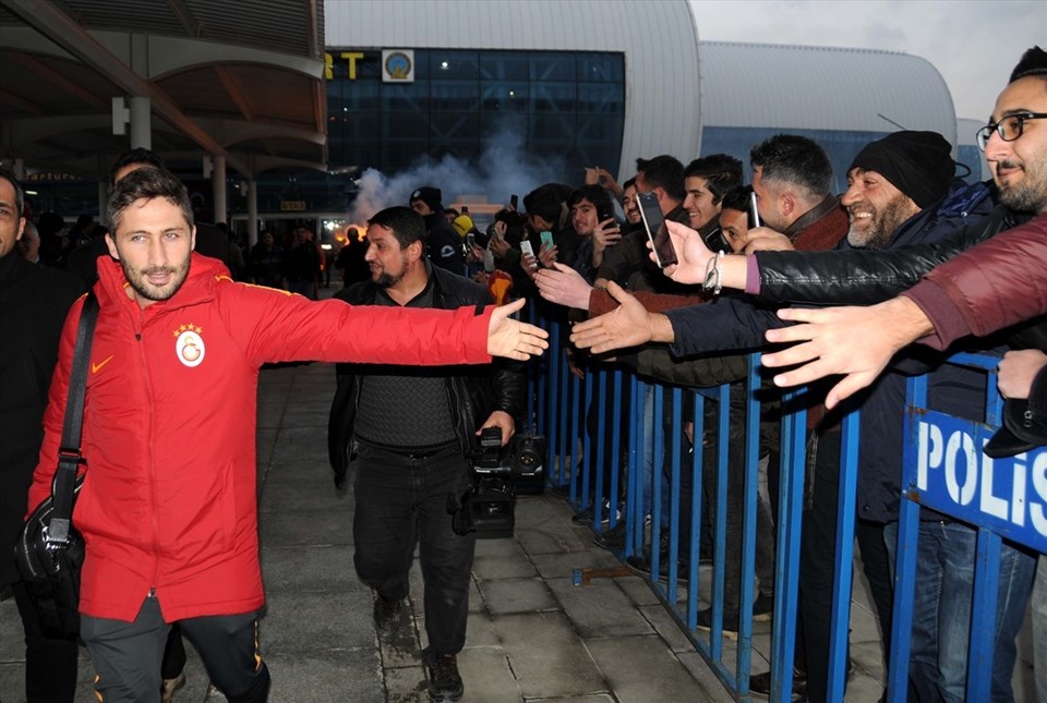 24 Erzincanspor - Galatasaray maçında ilk yarı sona erdi - 2