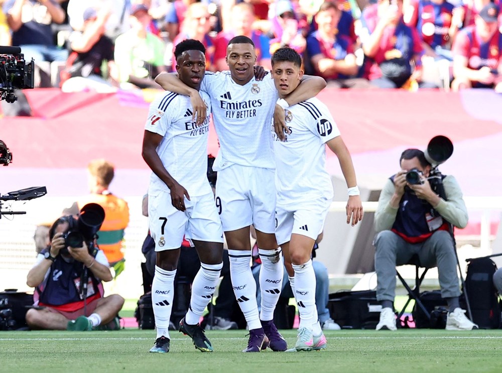 Arda Güler oynadı, El Clasico alev aldı: 7 gollü maçta Barcelona, Real Madrid'i devirdi 77