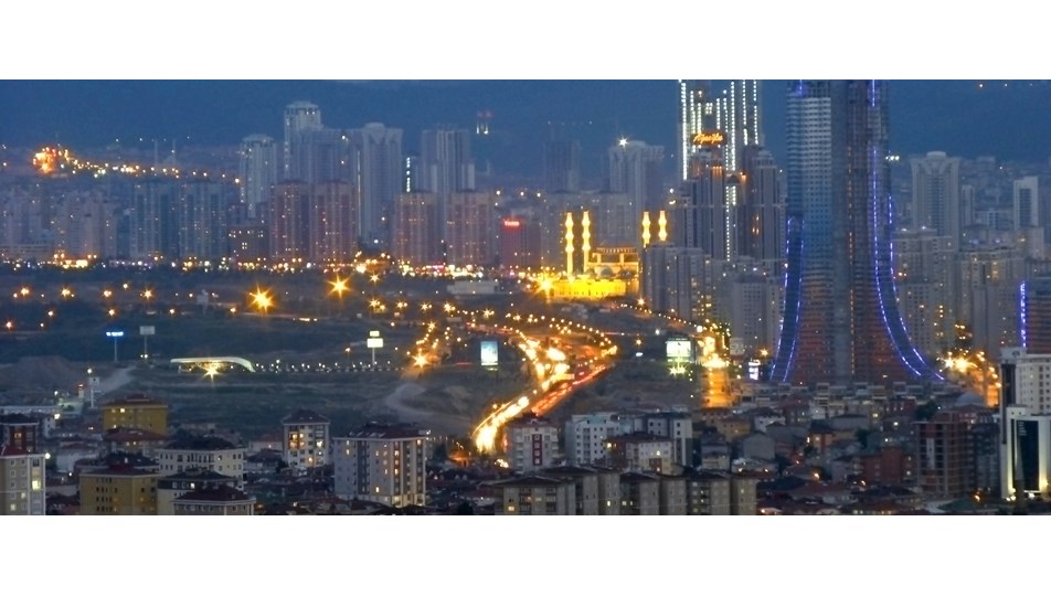 Ataşehir’de Atatürk Bulvarı araç trafiğine kapatılacak