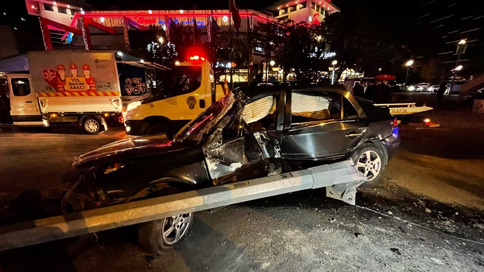 Bakırköy'de trafik kazası: 5 yaralı - 2