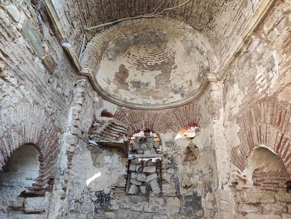 Bursa'da tarihi Aya Yani Kilisesi definecilerin hedefi oldu - 4