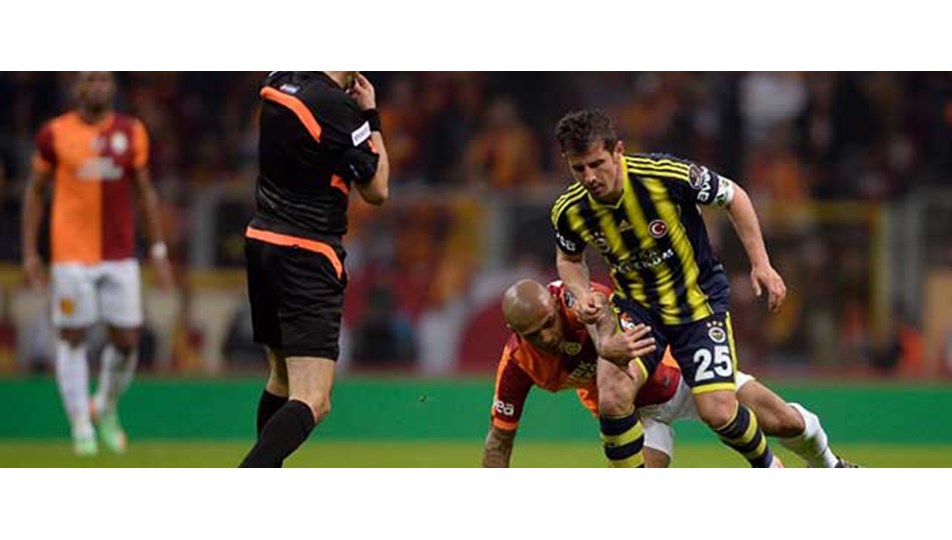 Galatasaray’a seyircisiz oynama cezası