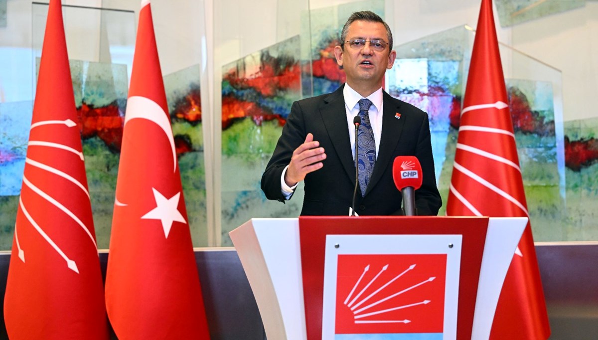 Meclis'i olağanüstü toplantıya çağıran CHP'den yargı mitingi kararı Meclis'i olağanüstü toplantıya çağıran CHP'den yargı mitingi kararı