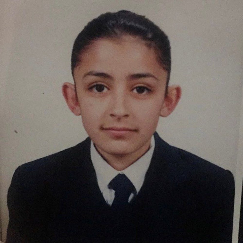 Ünlü isim geçmişe götürdü: "Oyuncu olacağını nasıl anlamadın" (Ünlülerin çocukluk ve gençlik halleri) - 286